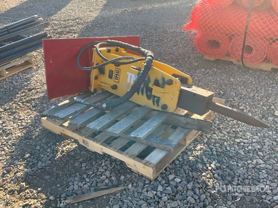 TMG HB70Q Brise-roche pour chargeuse à différentiel (Inoperable)