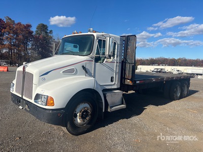 2007 Kenworth T300 6x4 Flatbed Truck