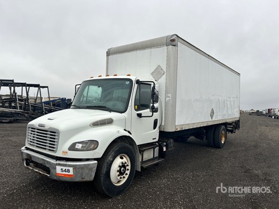 2012 Freightliner M2 106 4x2 Camion fourgon
