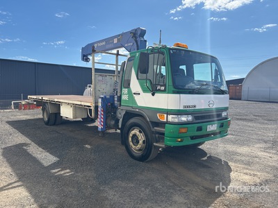 2017 Tadano TM-ZR565S(HEF) 3.13 t Straight Boom on 2002 Hino FG1J 4x2 Crew Cab شاحنة مسطحة مع رافعة