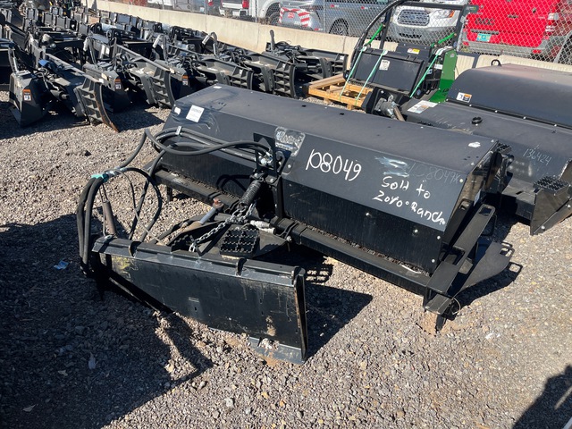 John Deere 0303KV 84 in Skid Steer Broom John Deere 0303KV 84 in Skid Steer Broom