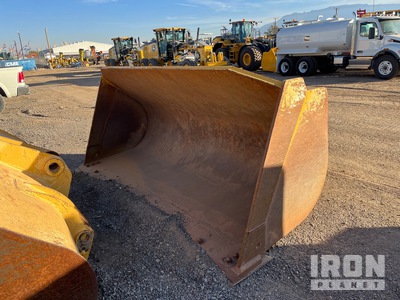 John Deere 127 in Wheel Loader Bucket (Unused)