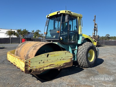 2007 Ammann ASC 110D Rullo vibrante ferro gomma