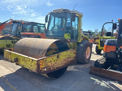 2001 Multipac VV1100D Compacteur à tambour lisse