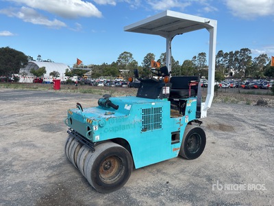 1991 Sakai TS31 7 Wheel Compactador de Ruedas