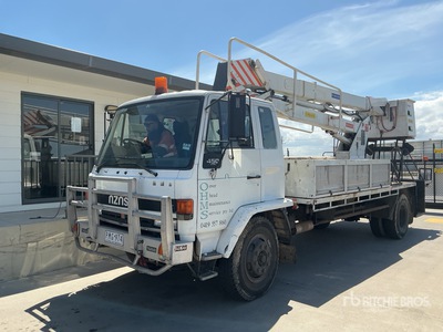 Isuzu Crane Truck