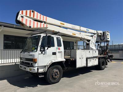 1988 Isuzu FTR C/CAB Arbeitsbühne-Lkw