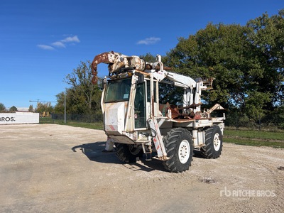 2001 Risa Challenger 81 KW 4x4x4 Camion Pose Poteaux شاحنة ديجر ديريك