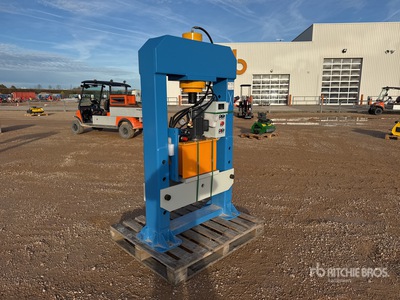 2025 Fluidmex AT-75 مكبس (Unused)