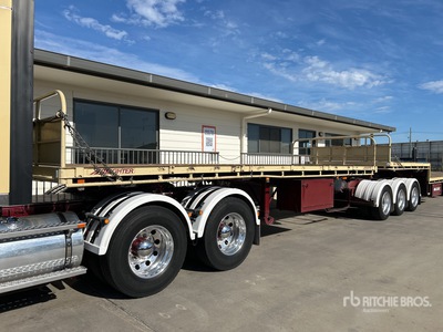 1996 Freighter Tri/A B-Double Lead Flatbed Trailer