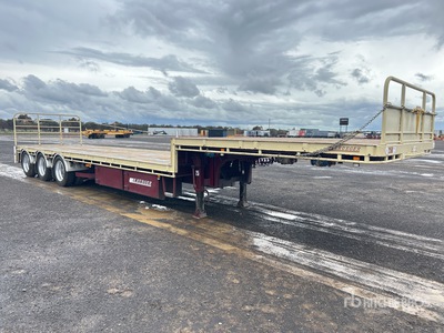 1994 Krueger 12.5 m Tri/A Step Deck Trailer