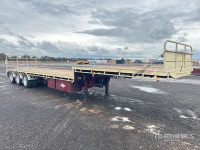 1990 SOUTHERN CROSS 12.5 m Tri/A Step Deck Trailer