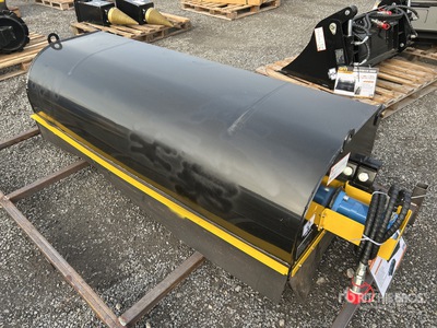 2025 GIYI GY-BS72B Closed Skid Steer Sweeper (Unused)