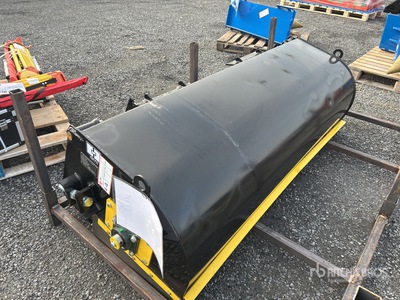 2025 GIYI GY-BS72B Closed Skid Steer Sweeper (Unused)