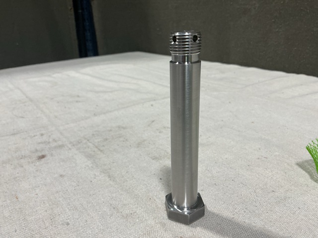 (12) Sikorsky 70103-28702-101 Externally Relieved Body Bolts