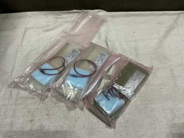 (3) Boeing 7-116122050 Lighted Formation Assemblies