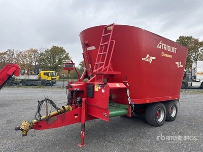 Trioliet Silomix 2-2400 Feed Wagon