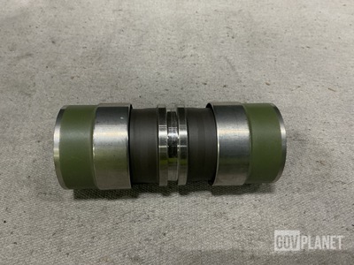 (8) Eaton-Aeroquip R80101T24 Tube Couplings