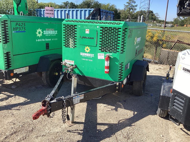 2019 Doosan HP375WCU 425 cfm Mobile Air Compressor