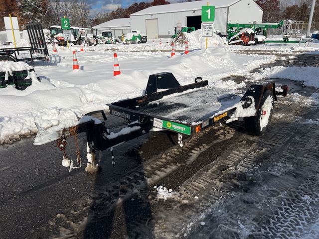 2004 Vermeer TLR30 8 ft S/A Tilt Deck Trailer