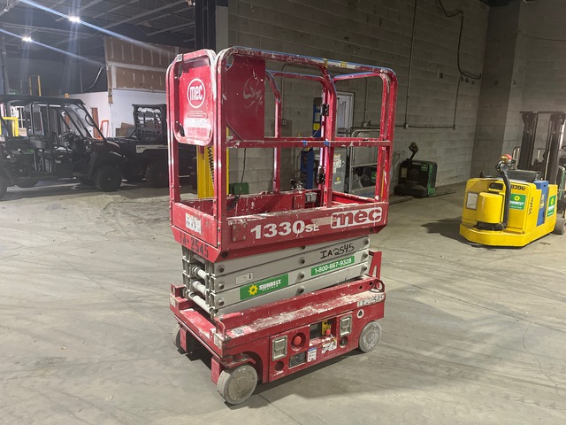 2016 MEC 1330SE Electric Scissor Lift
