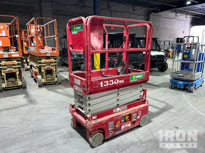 2017 MEC 1330SE Electric Scissor Lift (Inoperable)
