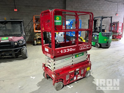 2016 MEC 1330SE Electric Scissor Lift