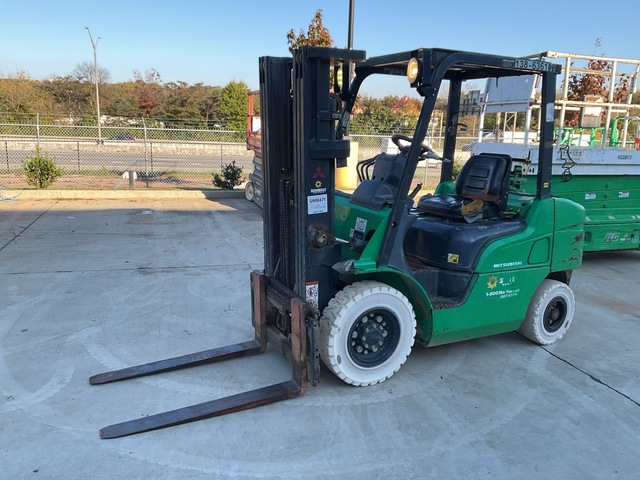2014 Mitsubishi FG25N Pneumatic Tire Forklift