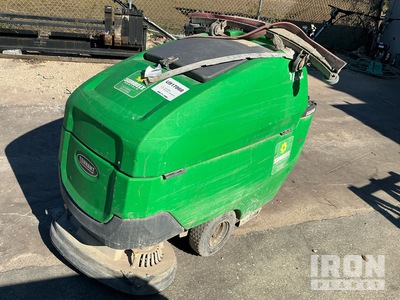 2018 Tennant T600E Walk-Behind Electric جهاز تنظيف الأرضيات