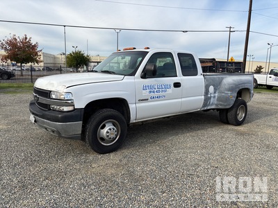 2002 Chevrolet Silverado 3500 4x2 Extended Cab Pickup