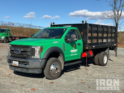 2018 Ford F-450 XL 4x4 Flatbed Truck