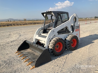 2011 Bobcat S205 Minicargador / Skid Steer Loader