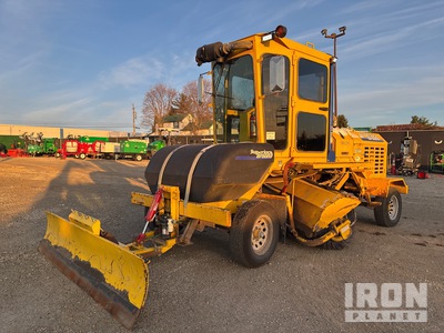 2018 Superior DT74-P Self-Propelled Broom