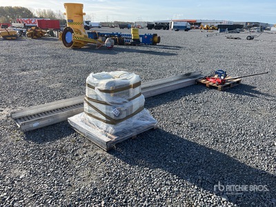 Quantity of (6) Custers VARIOUS 6 Meter Walkway