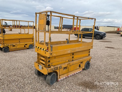 2001 Haulotte Compact 10N Scissor Lift (Inoperable)