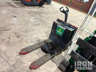2018 Toyota 8HBW23 4500 lb Electric Pallet Jack