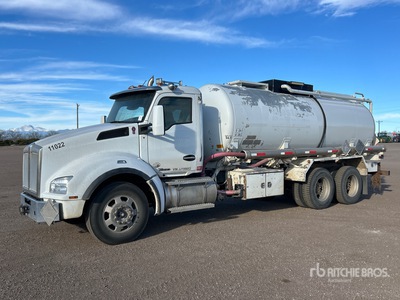2018 Kenworth T880 4410 gal 6x4 Tanker Truck