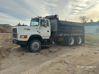 1993 Ford Aeromax 6x4 Dump Truck (Inoperable)