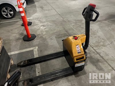 Big Joe E-30 3000 lb Electric Palletwagen