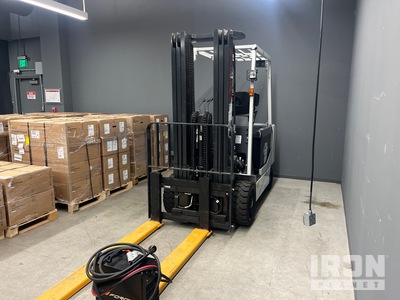 Nissan UniCarrier MCTG1B2L35S 7550 lb Elektrische heftruck