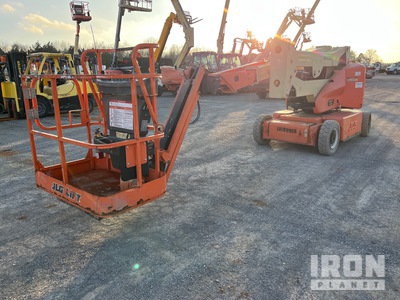 2012 JLG E400AJPN 2WD Electric Articulating Boom Lift