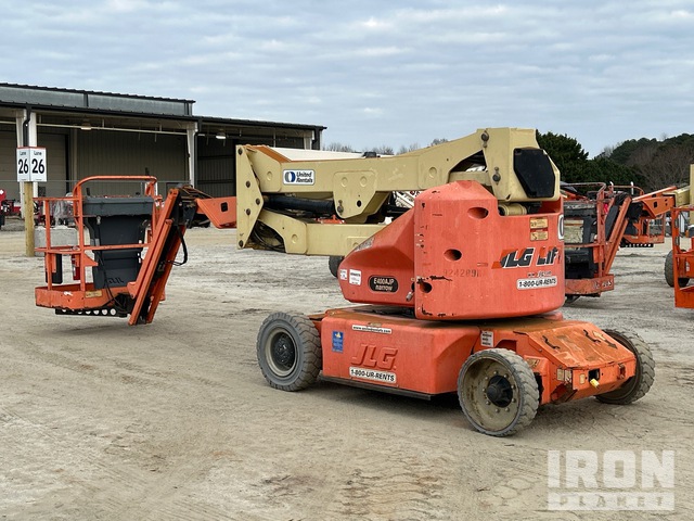 ELEVADOR ARTICULADO 2012 JLG E400AJPN