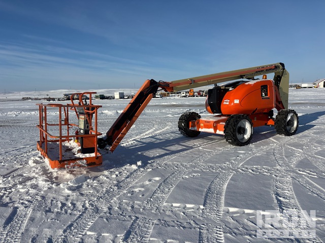 ELEVADOR ARTICULADO 2013 JLG 4WD 600AJ