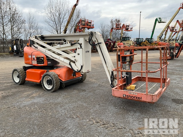 ELEVADOR ARTICULADO 2016 SNORKEL A46JE