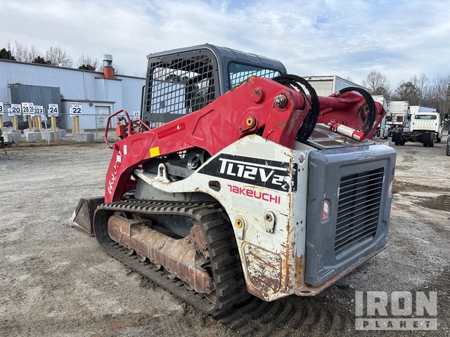 MINI CARGADOR SOBRE ORUGAS 2016 TAKEUCHI TL12V2