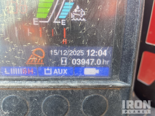 MINI CARGADOR SOBRE ORUGAS 2018 TAKEUCHI TL12R2