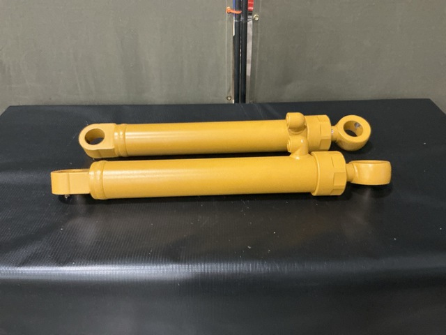 (2) Cat 3G-1853 Actuating Linear Cylinder Assemblies (2) Cat 3G-1853 Actuating Linear Cylinder Assemblies