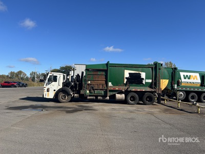 2007 Mack LE613 Waste Collection Truck