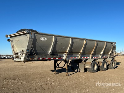 2007 Trout River 39 ft Tri/A Live Bottom Trailer (Inoperable)