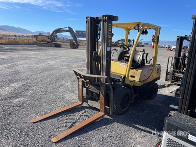 Hyster H60 5700 lb Pneumatic Tire Forklift